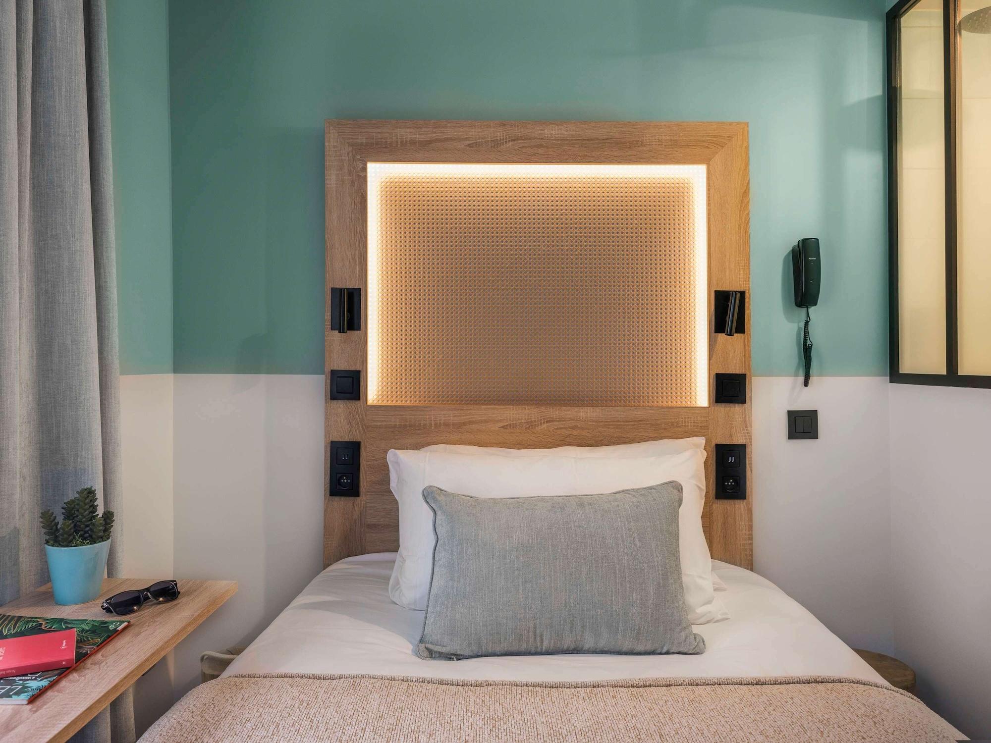 Отель Ibis Styles Paris Montmartre Nord Экстерьер фото