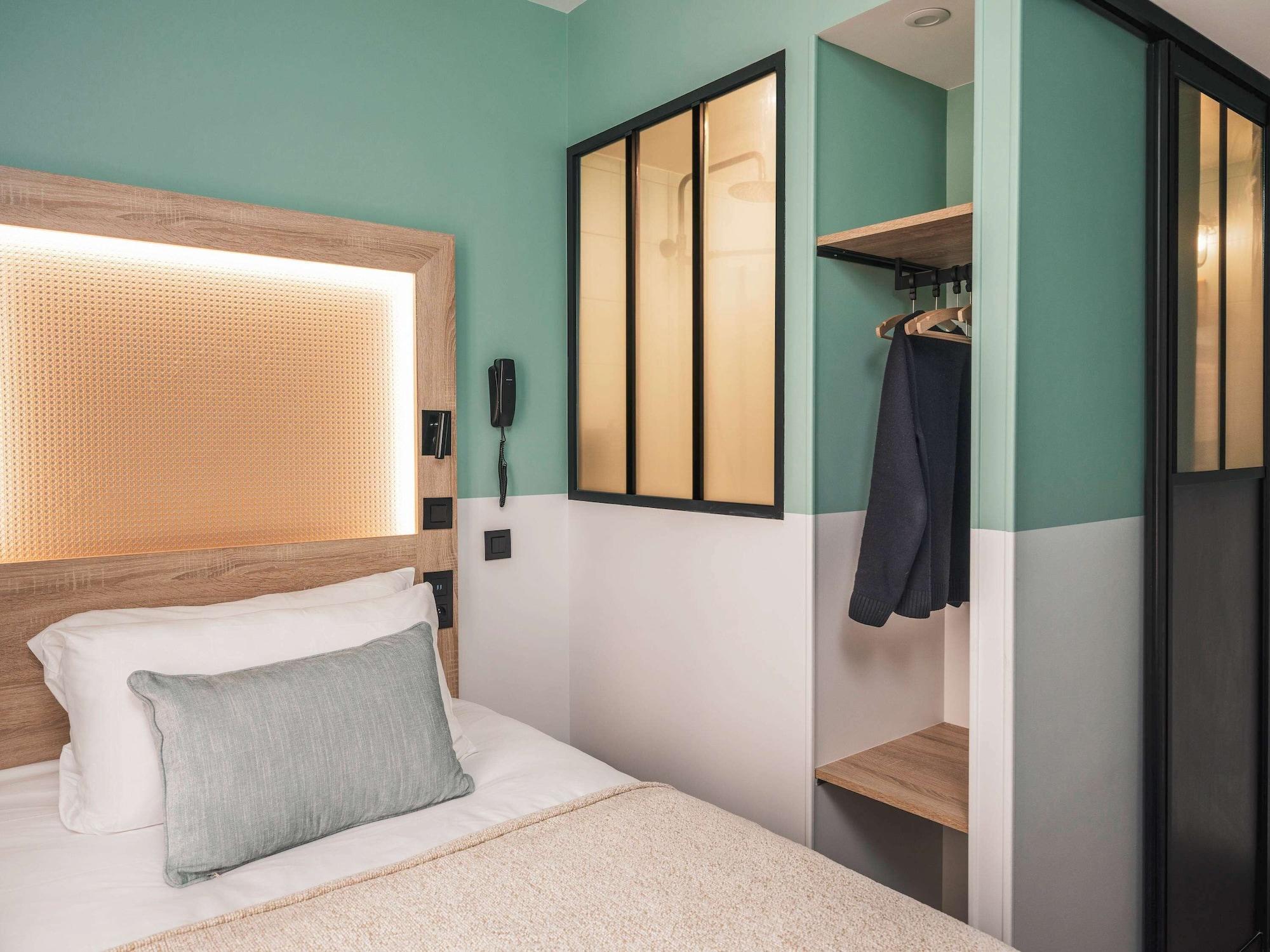 Отель Ibis Styles Paris Montmartre Nord Экстерьер фото