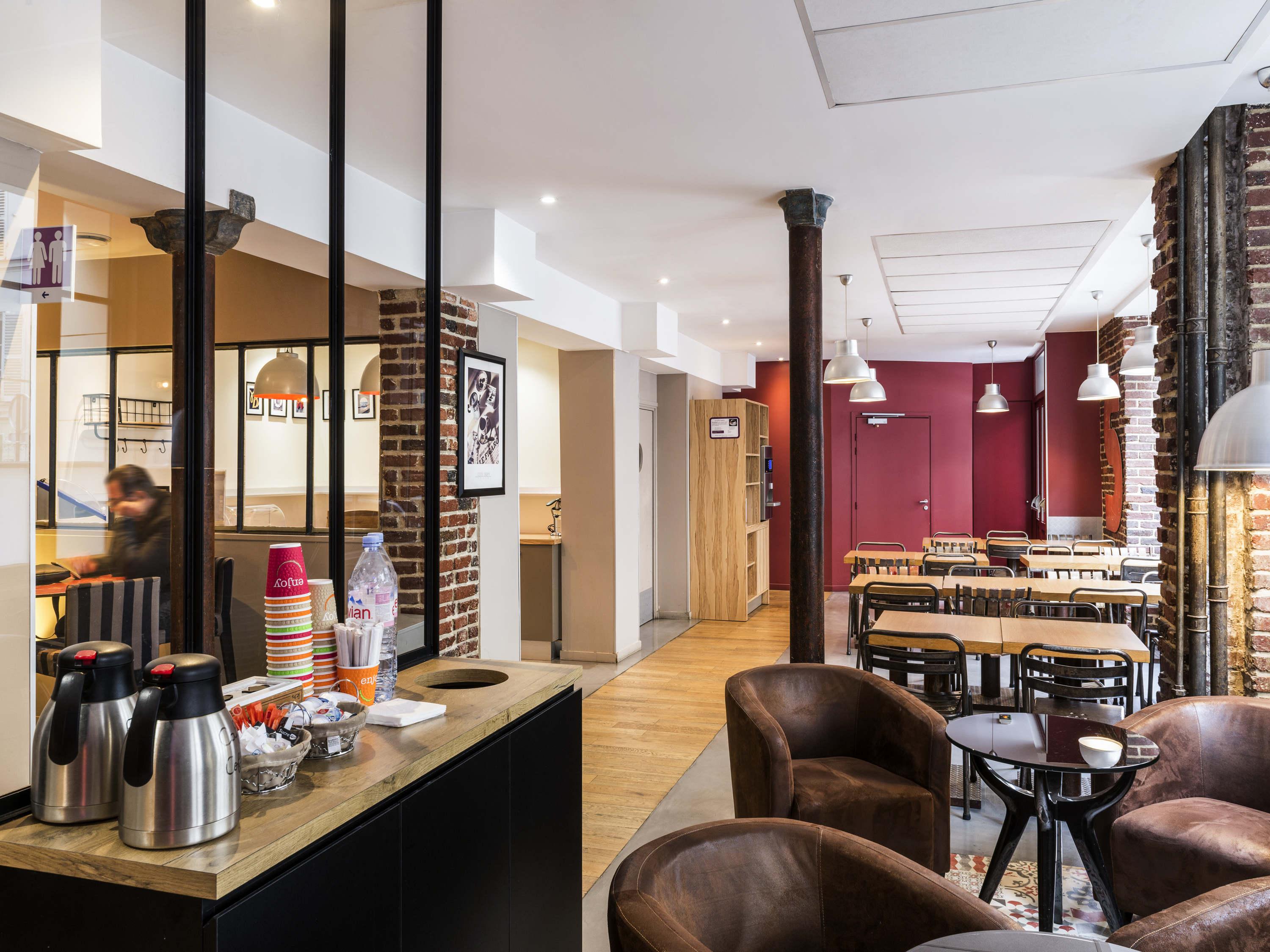 Отель Ibis Styles Paris Montmartre Nord Экстерьер фото