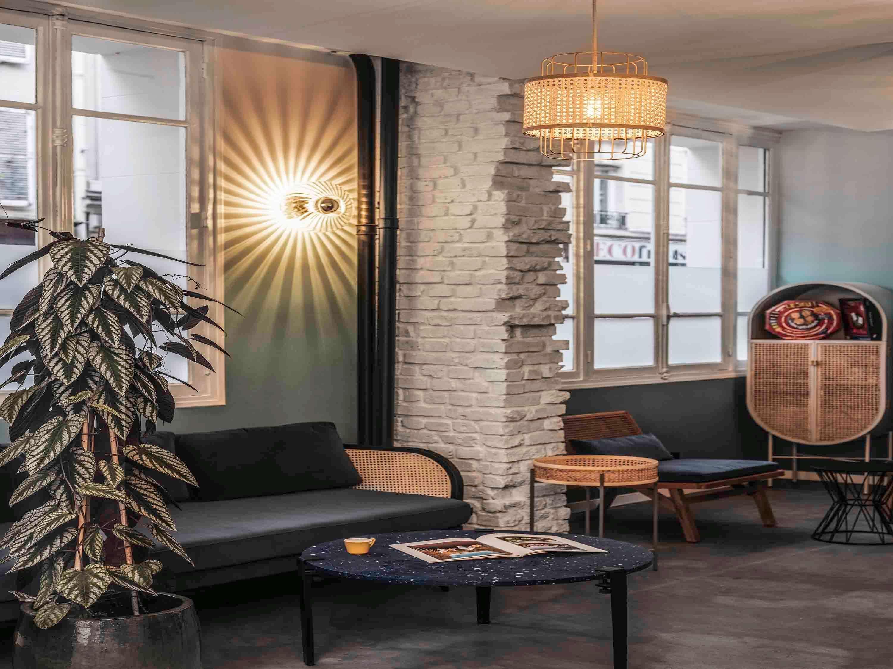 Отель Ibis Styles Paris Montmartre Nord Экстерьер фото